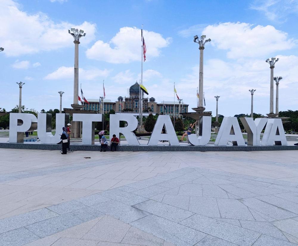 Enclave Business Hotel Putrajaya Exterior foto